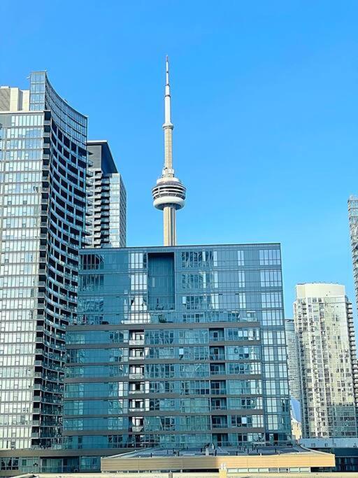 Upscale Downtown Toronto Condos By Cn Tower Dış mekan fotoğraf